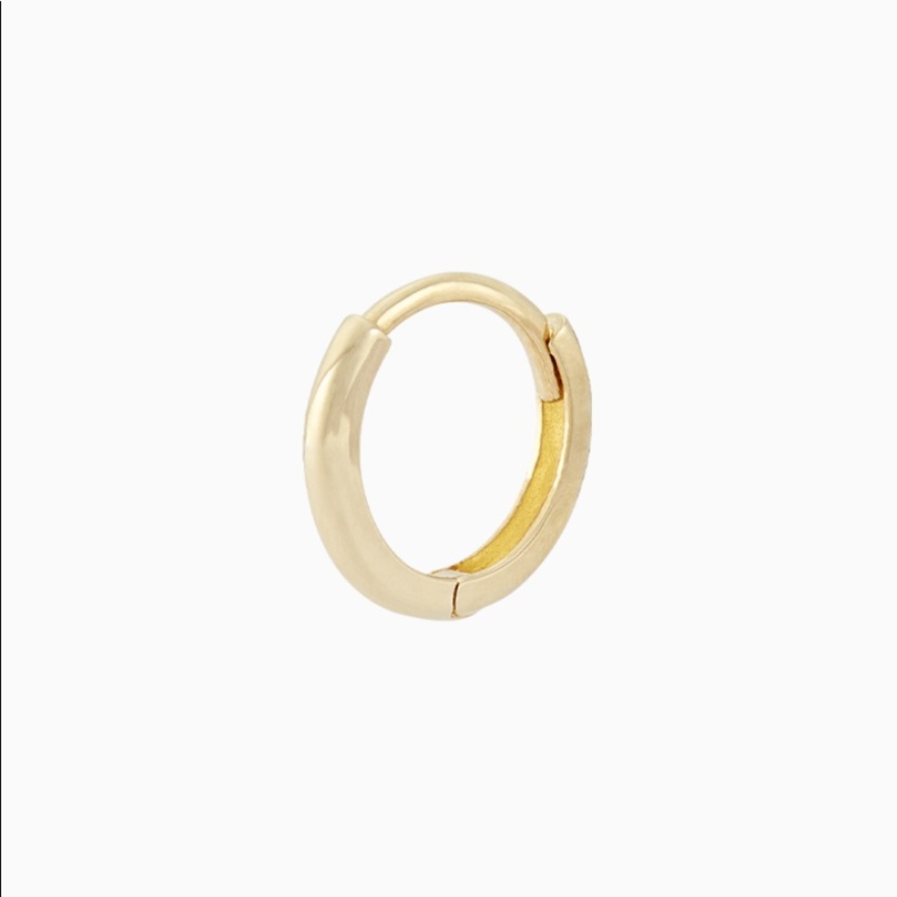 Mejuri mini gold 14k hoop